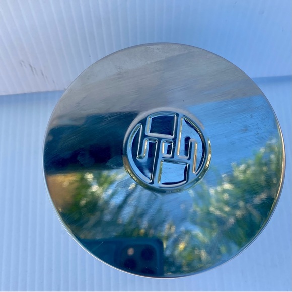 Huntington Home Mountain Air Scented Candle Soy Blend 3 Wick Candle 14 oz 40 hrs - Picture 2 of 5